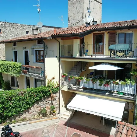 Nel Borgo * Manerba del Garda