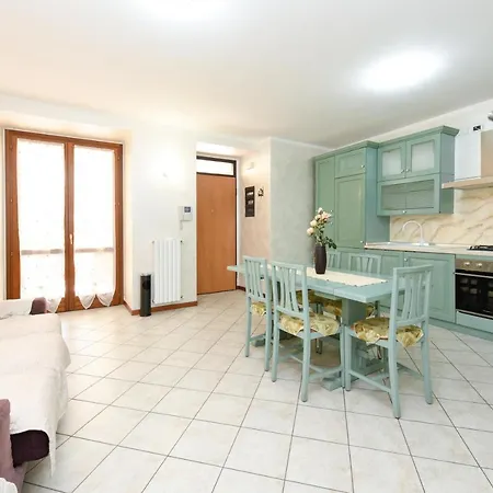 Apartment Nel Borgo Manerba del Garda