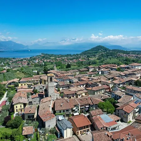 Nel Borgo *